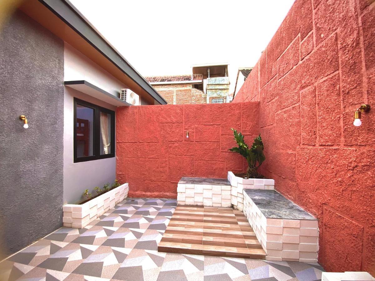 Hostel Good Feeling Ketapang Harbour Exterior foto